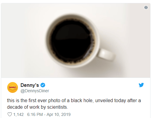 Le détournement viral de l'image du trou noir 2 dennys
