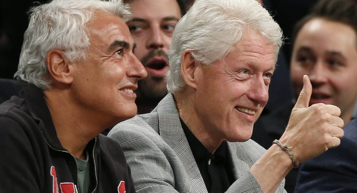 Les Clintons à Marrakech ce week-end 1 Bill Clinton en compagnie de Marc Lasry