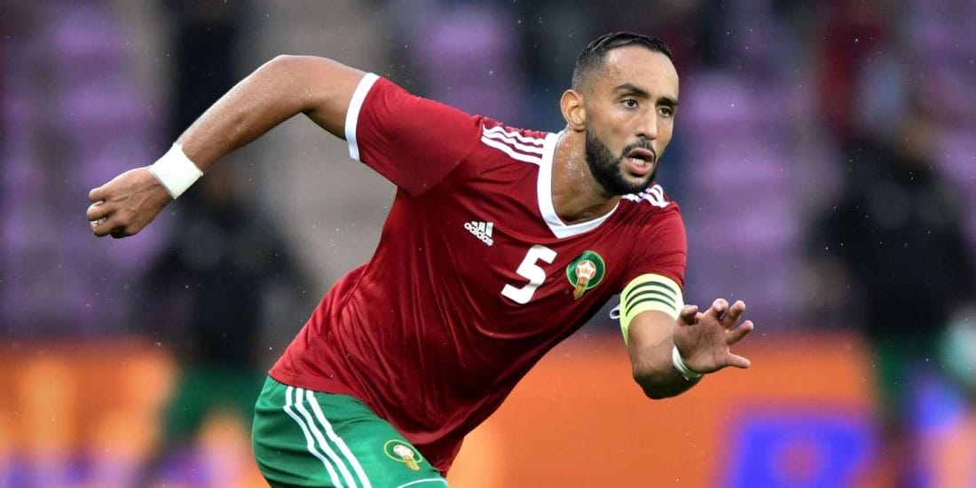 Benatia offre une télévision à des enfants démunis pour suivre la CAN 3 c9acbe3_nYib_OKZfGhoVwTJGzhtmB-