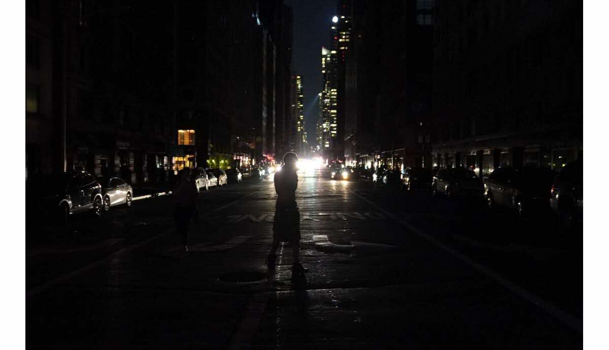 Tempête au Québec : près de 100.000 foyers plongés dans le noir Tempête au Québec : près de 100.000 foyers plongés dans le noir