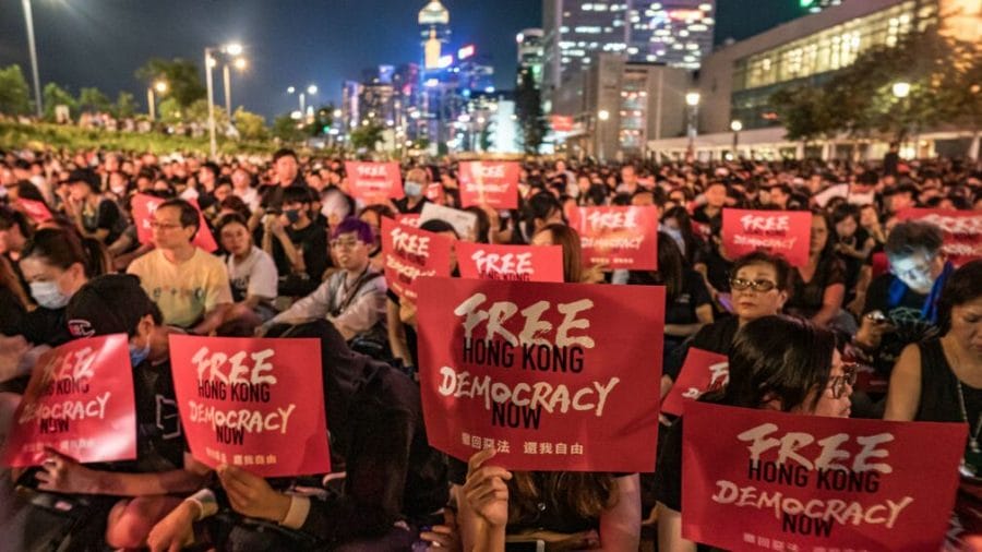 La Chine rejette le plan de HongKong visant à apaiser les manifestants 2 La Chine rejette le plan de Hong Kong visant à apaiser les manifestants (1)