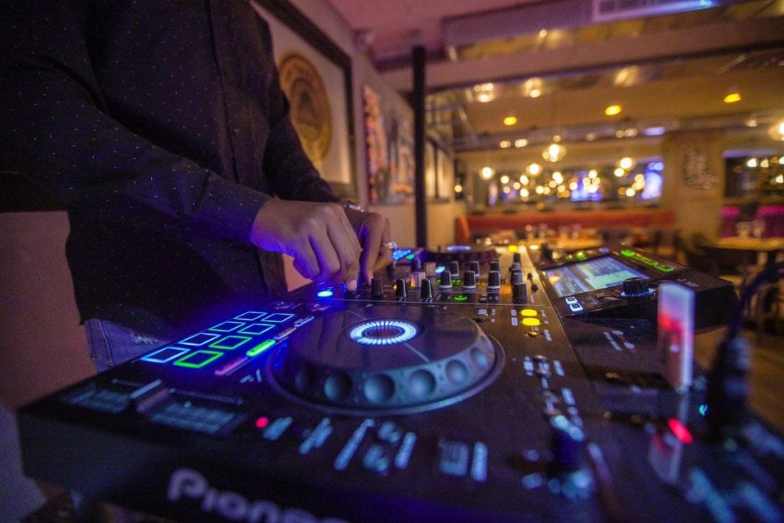 Le pub-restaurant « Taxi 66 » ouvre ses portes à Casablanca 4 WhatsApp Image 2019-09-13 at 10