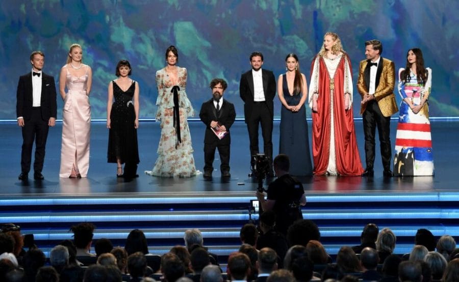 Les acteurs de Game of Thrones font leurs adieux aux Emmys 2 game-of-thrones-main-cast-emmy-2019 (1) (1)