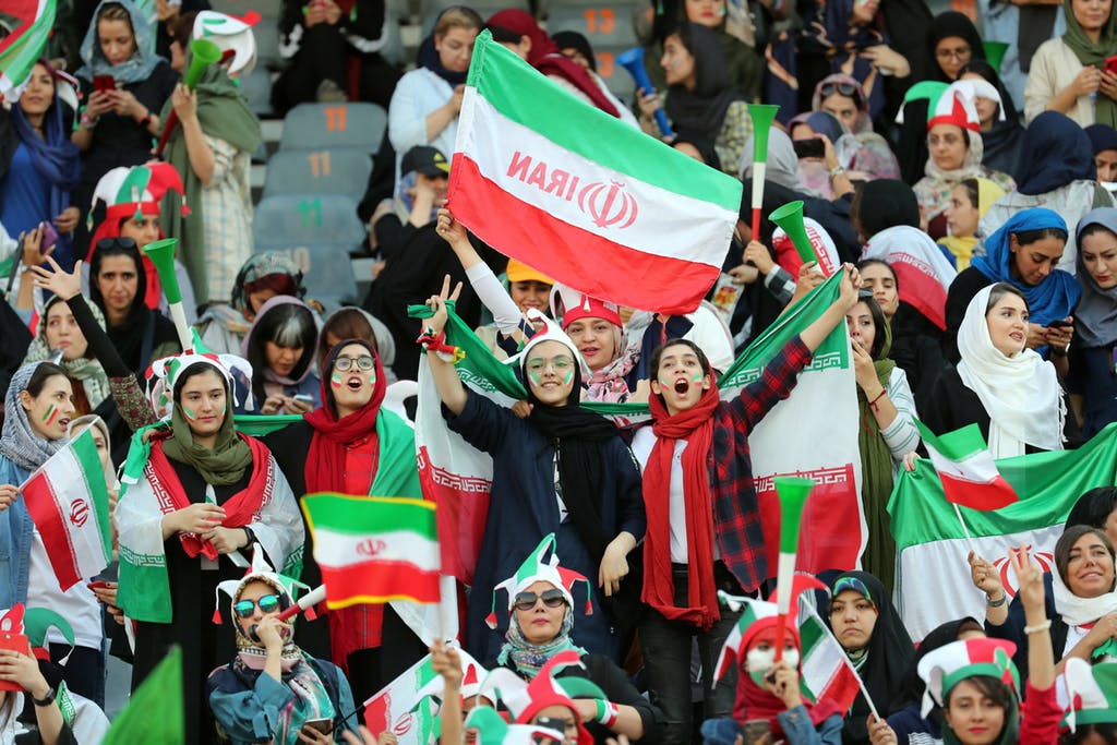 Une première en Iran : les femmes assistent à un match de foot 2 ebde7f7c-4400-4ff5-8b75-646a26e7c710