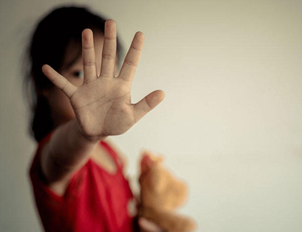 Un pédophile viole 40 fillettes de moins de 9 ans 2 5a93e7127af507398095777a (1)