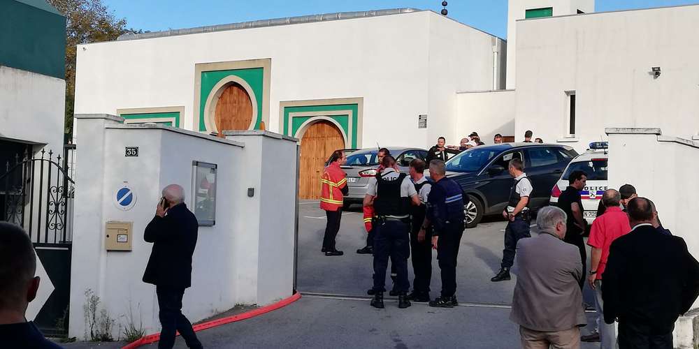 les-coups-de-feu-ont-ete-tires-devant-la-mosquee-de-bayonne-ce-lundi-28-octobre-2019