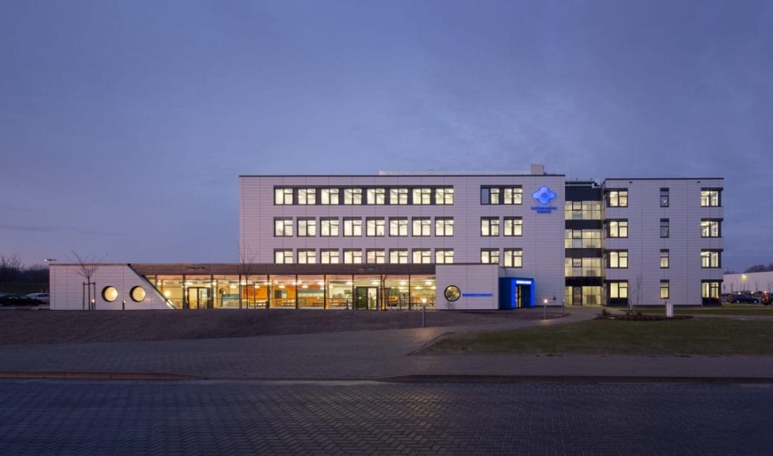 Post-Brexit : le Japon choisit le Maroc 2 97301-sumitomo-ppt_1