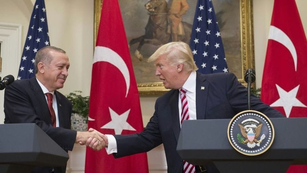 Malgré la controverse, Trump accueille Erdogan à la Maison-Blanche (1)