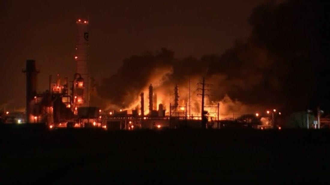 Texas : une explosion dans une usine chimique blesse 3 personnes 2 5dde565b85f54049033a697d
