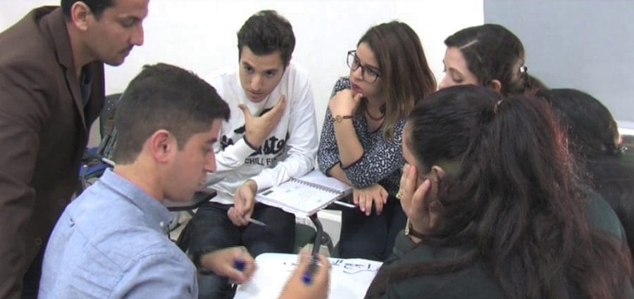 Rapport : Les Marocains n’ont plus confiance dans les institutions 2 YOY