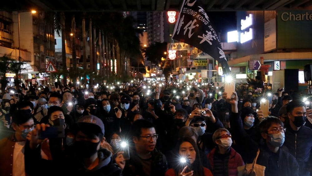 Hong kong : première manifestation autorisée par la police depuis août 2 hong-kong-reuters (1)