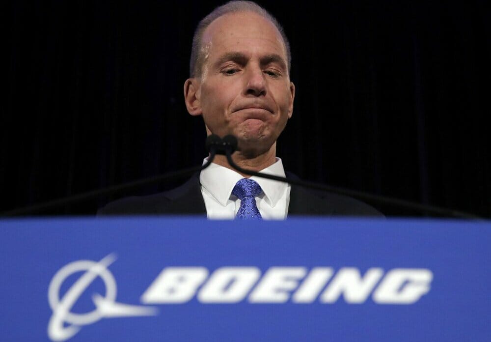 Crise du 737 MAX : le PDG de Boeing démissionne 2 boeing-ceo-chief-exec-dennis-muilenburg (1)
