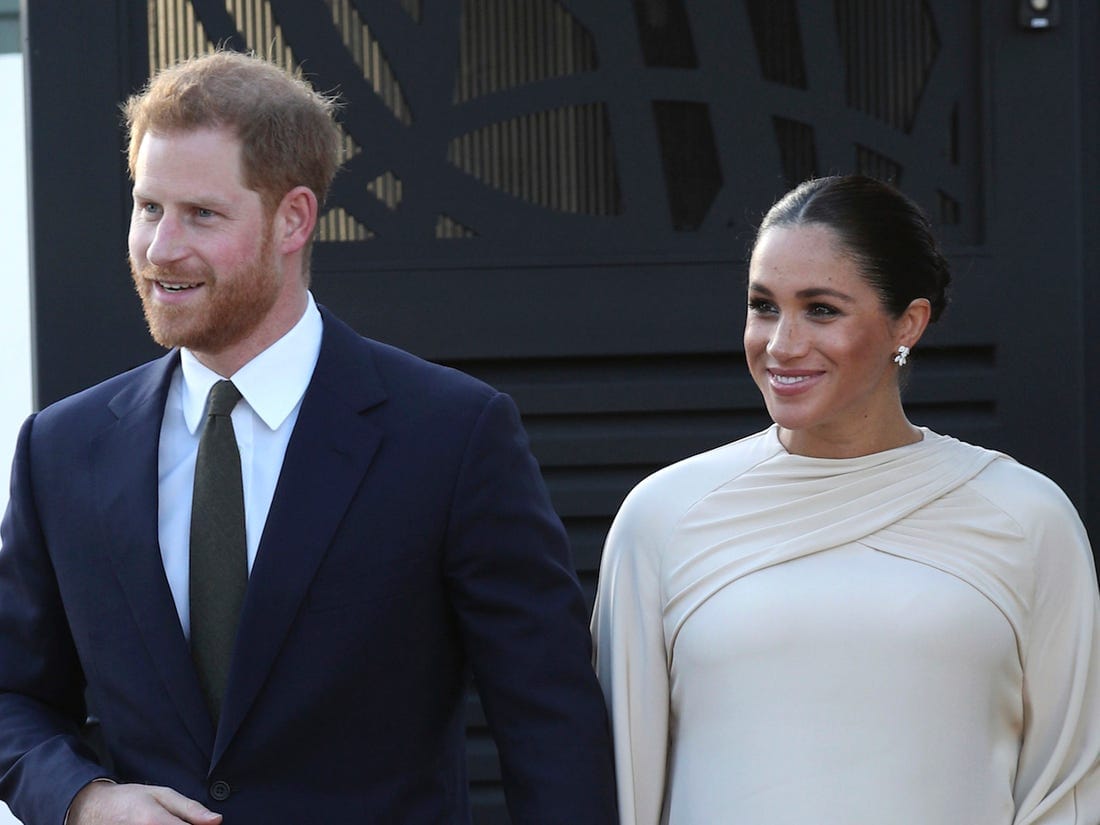 Le coût de la garde robe de Meghan Markle lors de son passage au Maroc 3 5c740839eb3ce84c442520c5