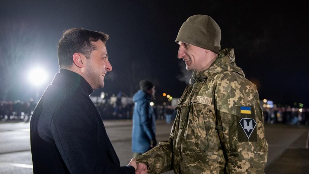 2019-12-29t213113z_1048422357_rc295e913mmj_rtrmadp_3_ukraine-crisis-prisoners-swap_0