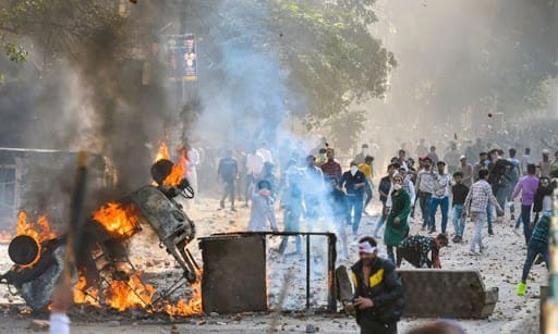 Inde : une vague de violence lors de la visite de Donald Trump 2 heurts à New Delhi