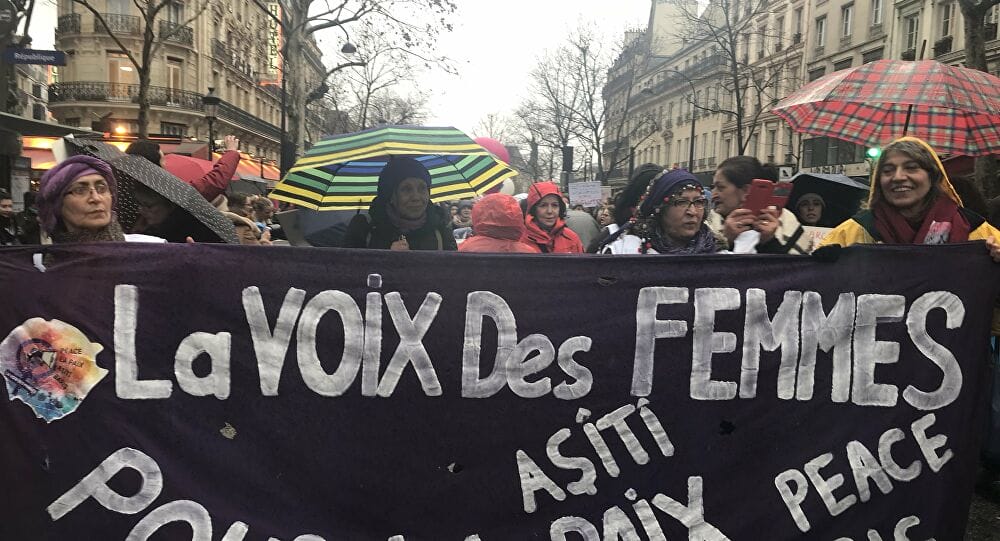 8 mars manifestations