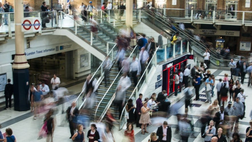 Le monde se prépare aux déconfinements