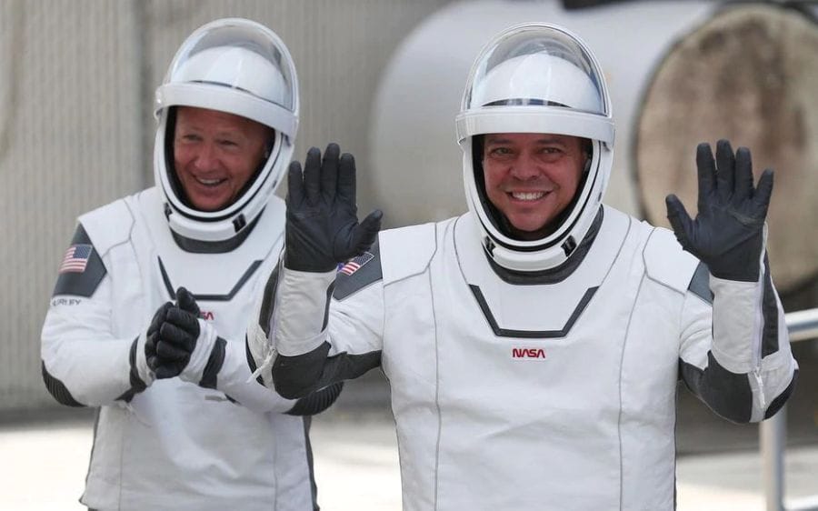Retour sur terre des deux astronautes américains