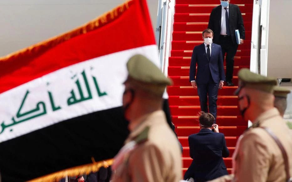 Emmanuel Macron effectue sa première visite en Irak