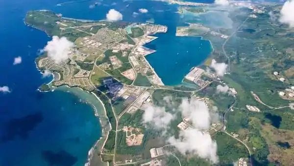 L’armée chinoise simule l’attaque d’une base américaine 2 China PLA Air Force