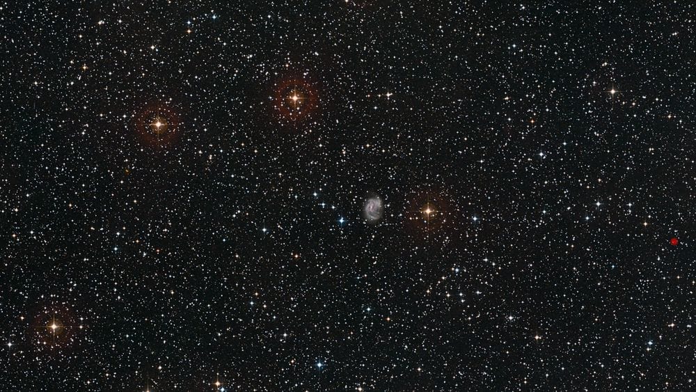 Images de l’éclat puis le déclin d’une supernova