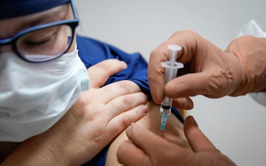 Covid-19 : quelles différences entre les vaccins ? 2 Vaccin AstraZeneca