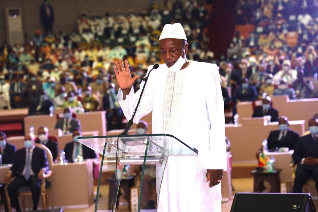 Guinée : Alpha Condé prête serment pour entamer son 3e mandat 2 Guinée : Alpha Condé prête serment pour entamer son 3e mandat