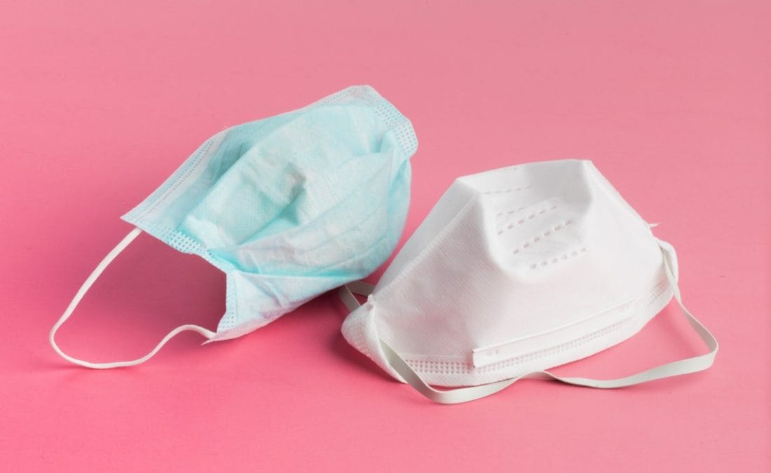 Comment ajuster un masque trop grand sans réduire son efficacité 2 masque chirurgical