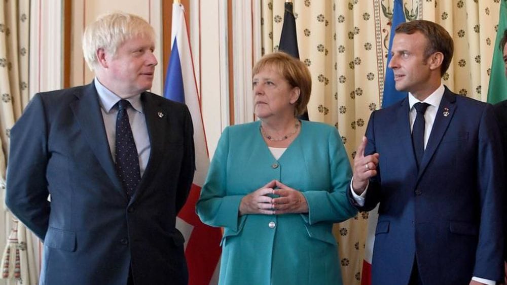 Boris Johnson, Angela Merkel et Emmanuel Macron lors du G7. Biarritz, le 24 août 2019 © Reuters