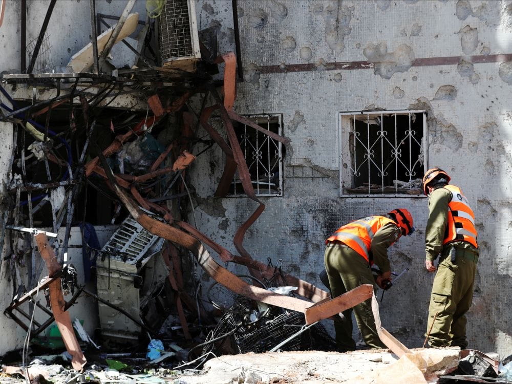 cover-r4x3w1000-60a6d6223130b-gaza-le-hamas-et-israel-conviennent-d-une-treve-a Israël et le groupe armé palestinien du Hamas vont débuter vendredi à 02h (jeudi 23h GMT) une trêve dans la bande de Gaza © Ronen Zvulun