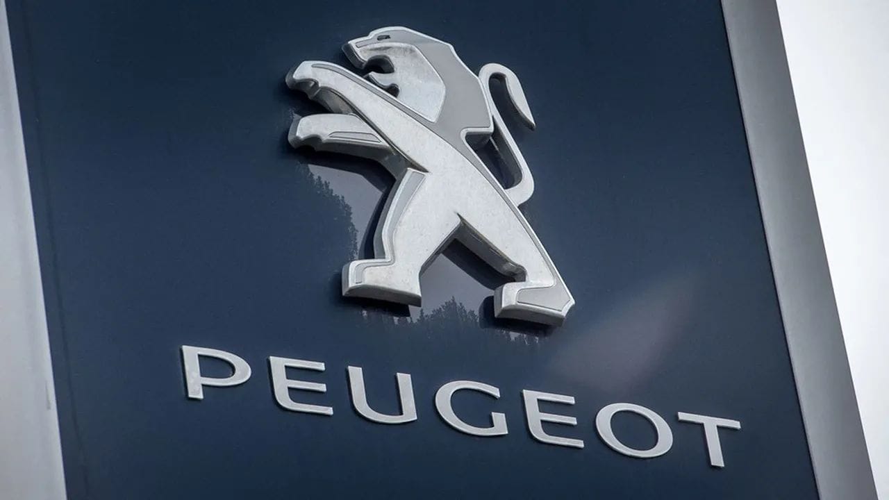 Peugeot encourt jusqu'à 5 milliards d'euros d'amende © Philippe Huguen/AFP