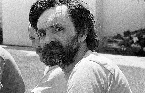 Le criminel américain Charles Manson, à Solano County, en Californie, en 1980 © Albert Foster/Mirrorpix - Getty