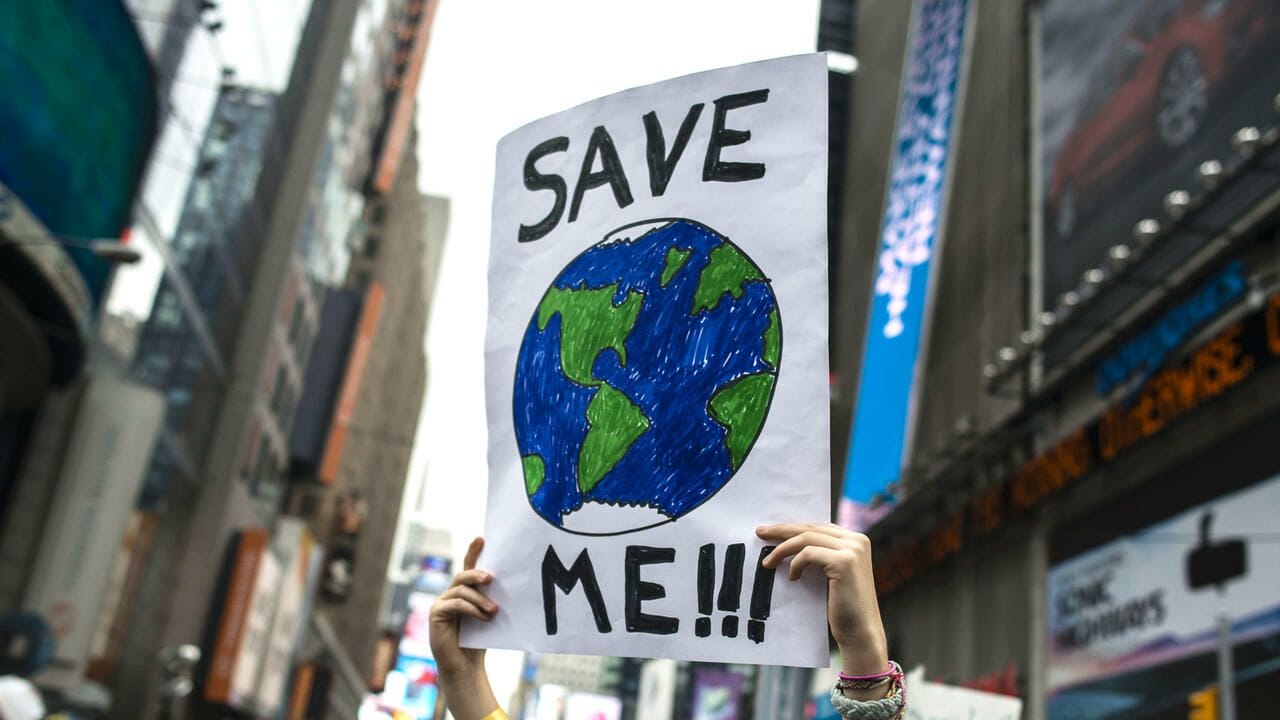 Dans de nombreux pays, la mobilisation citoyenne contre l'inaction des États face au réchauffement climatique ne faiblit pas © Timothy Fadek / Bloomberg via Getty Images