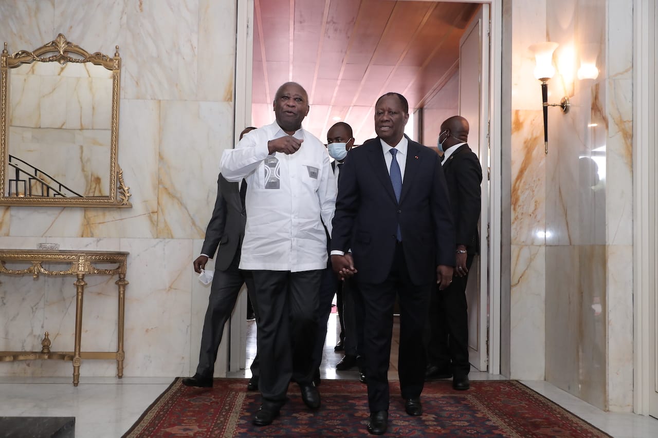 Le Président ivoirien Alassane Ouattara a reçu à Abidjan son prédécesseur et ex-rival Laurent Gbagbo © Twitter @AOuattara_PRCI 