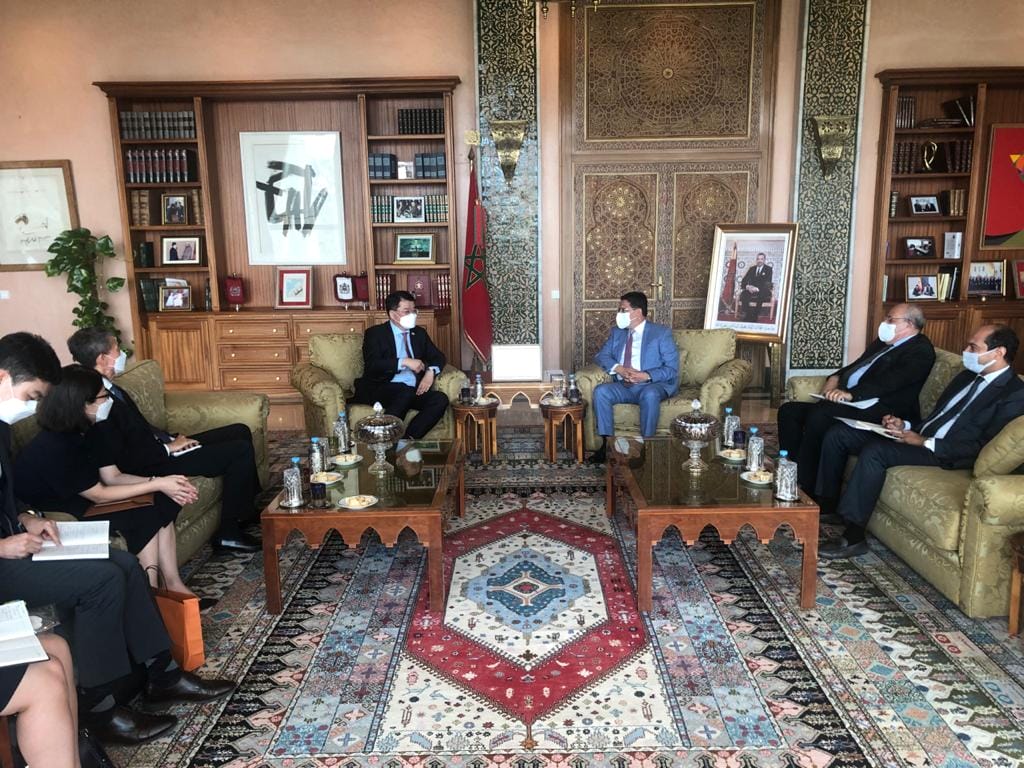 Nasser Bourita a reçu, aujourd'hui à Rabat, le vice-ministre sud-coréen des Affaires Etrangères, M. Choi Jong-kun.