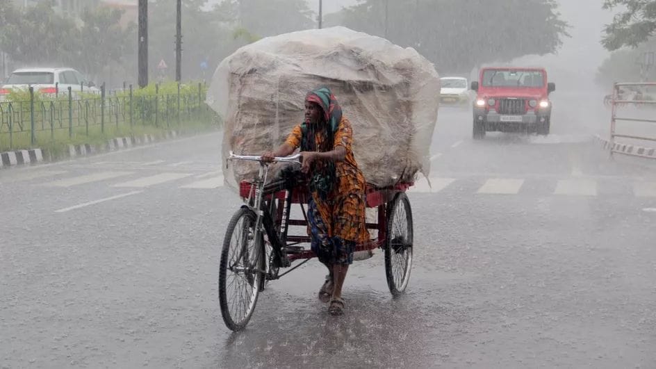 Des inondations frappent le nord-est de l’Inde 2 La ville de Bhubaneswar, la capitale de l'État d'Odisha, dans l'est de l'Inde, touchée par des pluies diluviennes, le 29 août 2021 © AFP