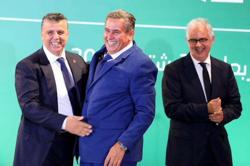 Aziz Akhannouch (RNI) au milieu, entour&eacute; de Nizar Baraka (PI), &agrave; gauche et Abdellatif Ouahbi (PAM), &agrave; droite &copy; Mounir Mehimdate 