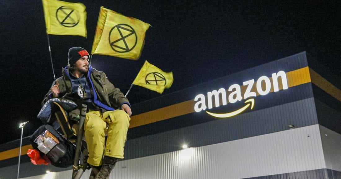 Des éco-activistes protestent contre le Black Friday 2 Black Friday : des éco-activistes protestent contre l’obsession de la surconsommation