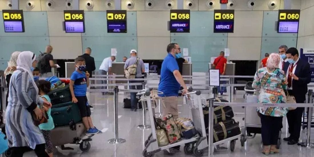 Covid-19 : faut-il craindre le variant Omicron ? 2 Aéroports