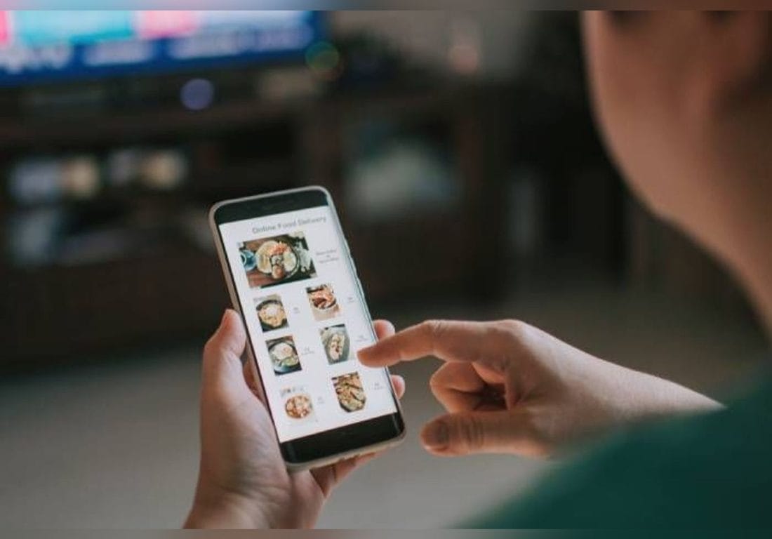 Japon : un écran «à lécher» pour «goûter» des plats à distance 2 Japon : un écran «à lécher» pour «goûter» des plats à distance