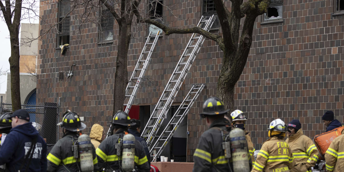 New York : un incendie tue au moins 19 personnes