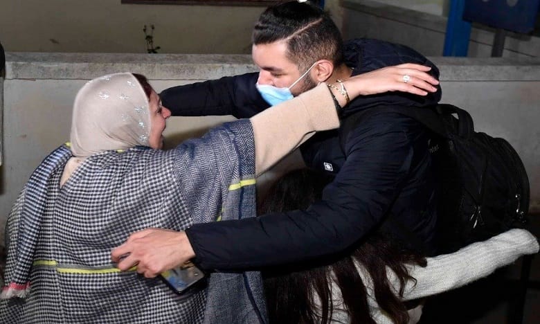 Marocains d’Ukraine : près de 2.200 de personnes sont rentrés au Maroc 2 Marocains d’Ukraine : près de 2.200 de personnes sont rentrés au Maroc