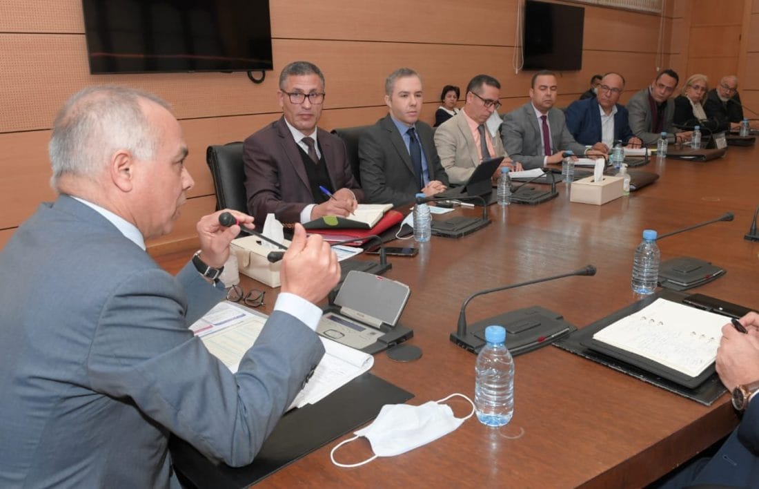 Enseignement : Benmoussa poursuit le dialogue avec les syndicats 2 Benmoussa avec les syndicalistes de l'enseignement