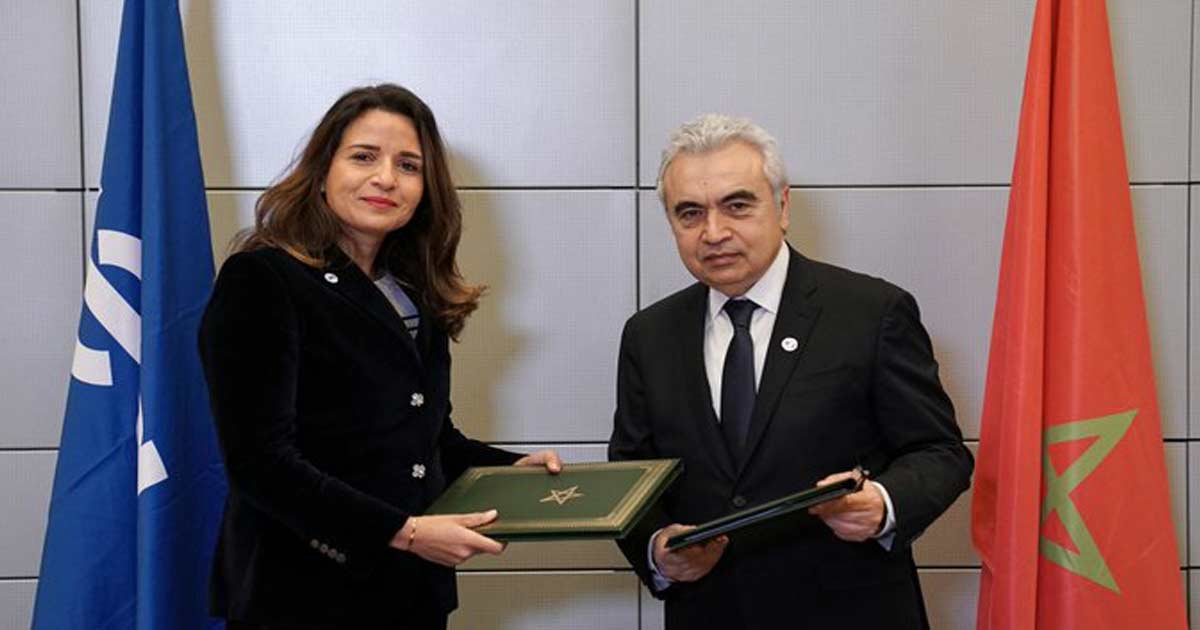  La ministre de la Transition énergétique et du développement durable, Leila Benali, et le directeur exécutif de l'AIE, Fatih Birol.