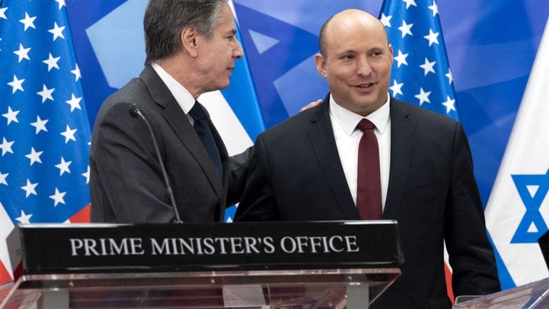 Bennett testé positif à la Covid-19 après sa rencontre avec Blinken 2 Le premier ministre israélien Naftali Bennett et le secrétaire d'État américain Antony Blinken