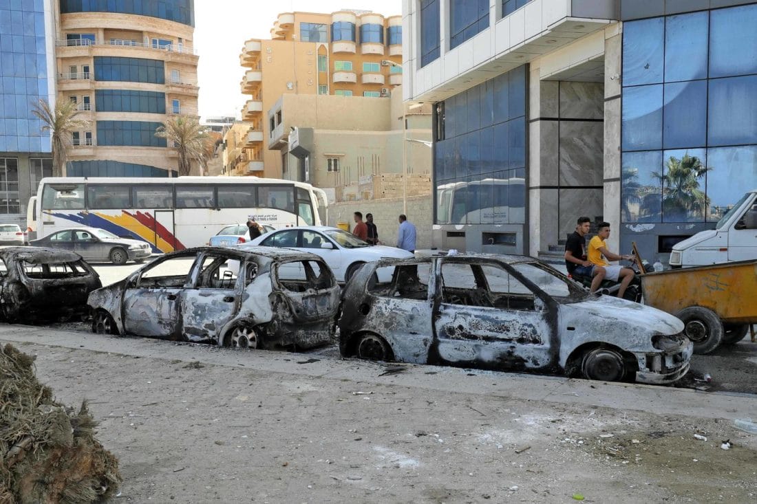 Libye : affrontements à Tripoli entre les forces des deux gouvernements rivaux