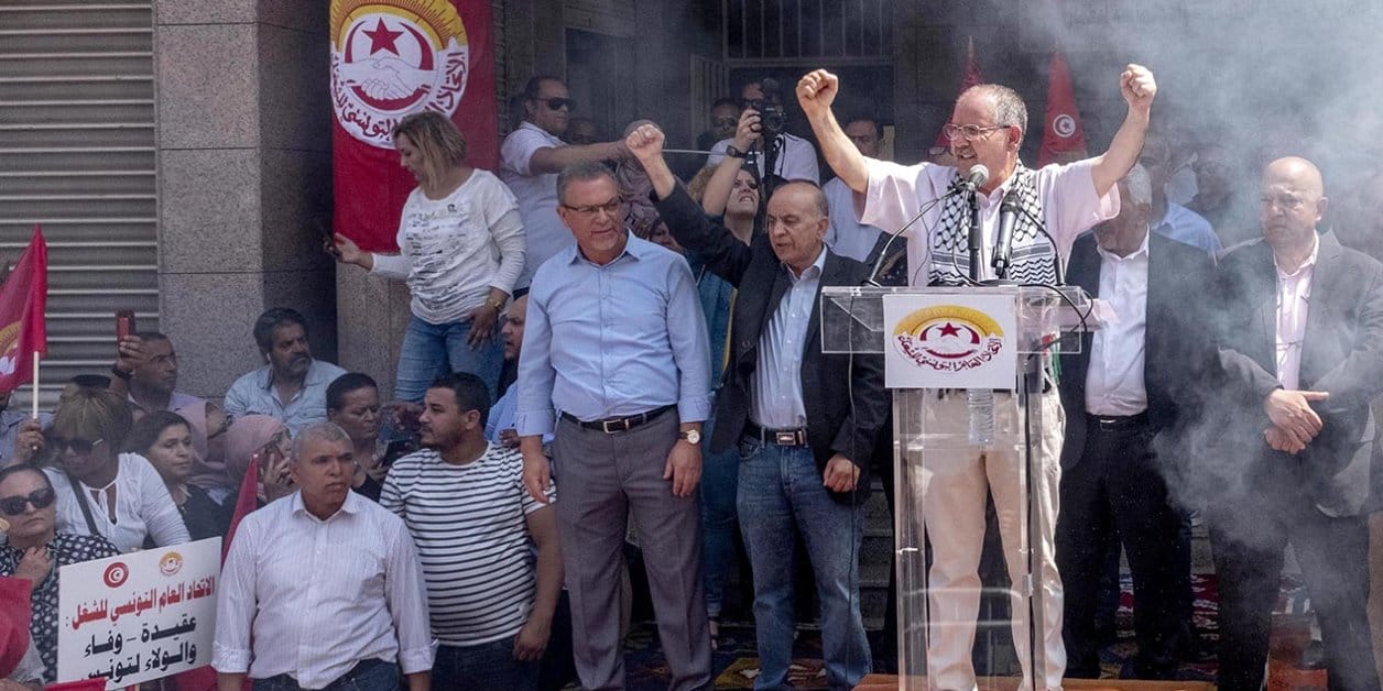 Tunisie les syndicats défient le président