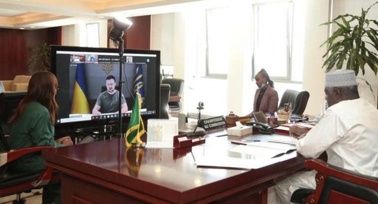 «Une guerre coloniale» , Zelensky veut rallier l’Afrique à la cause ukrainienne