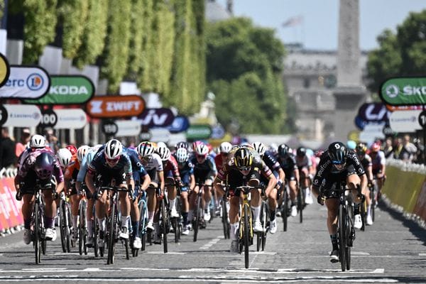 Au coeur du Tour de France Femmes