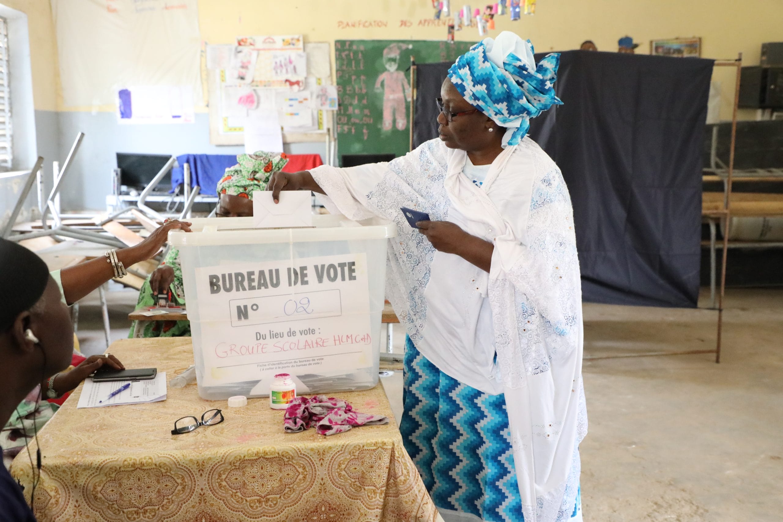 Élections législatives au Sénégal : l’opposition affirme qu’elle gagnerait le scrutin 